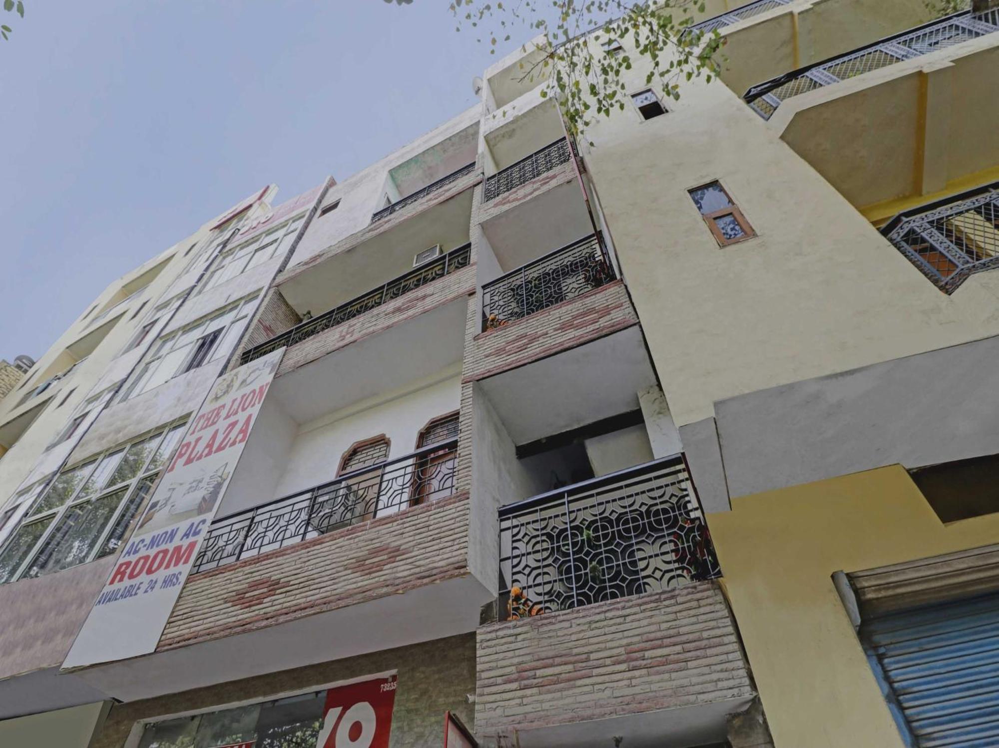 OYO Hotel 73235 Hotel Lion Neu-Delhi Exterior foto