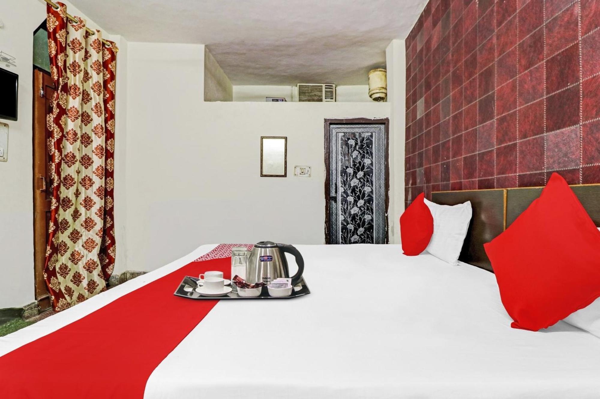 OYO Hotel 73235 Hotel Lion Neu-Delhi Exterior foto
